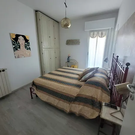 Casa Bea Marinella Lägenhet