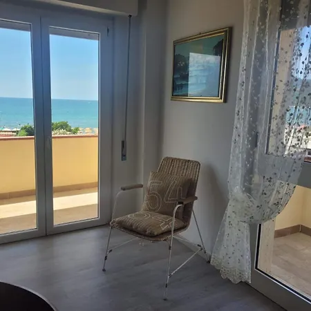 Casa Bea Marinella Apartament *