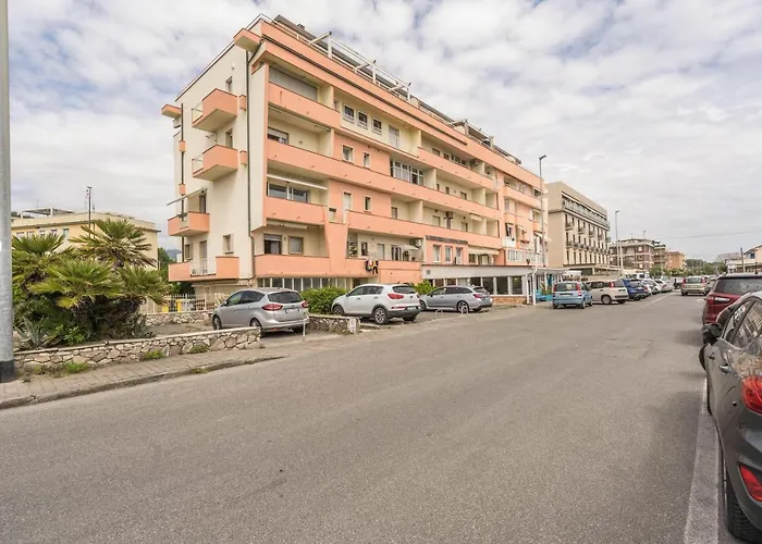 Casa Bea Marinella Διαμέρισμα *